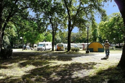 Camping Parc du Val de l&#039;Eyre