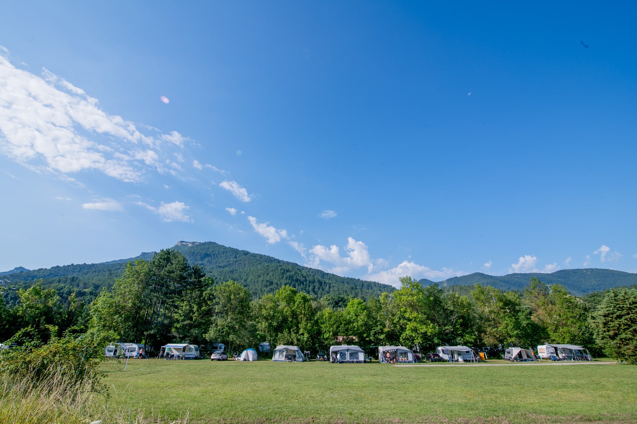 Camping de Chamarges Onlycamp.