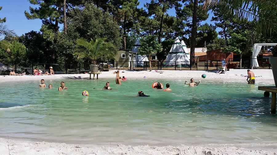 Camping-Club Les Pins