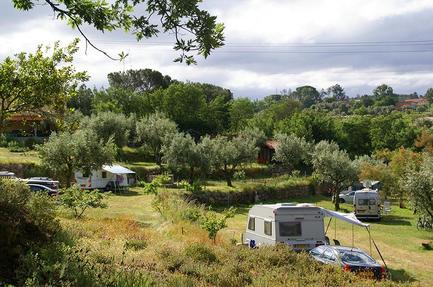 Camper & Caravanpark Quinta do Tapadinho