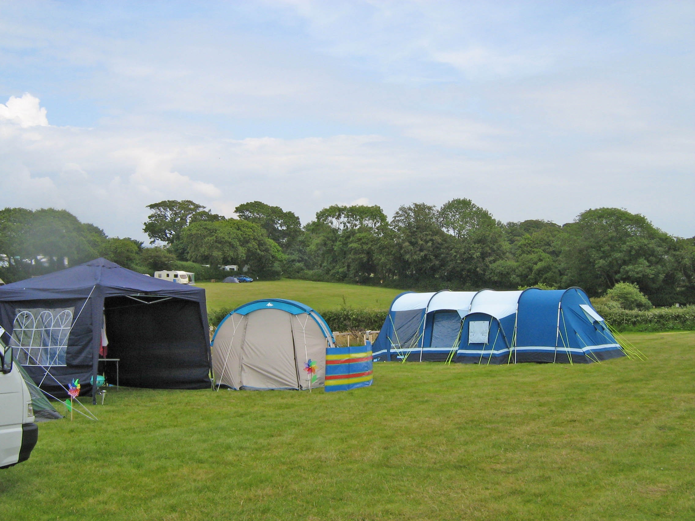 Leadstone Camping