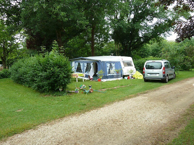 Camping Du Pont de Vicq En Périgord