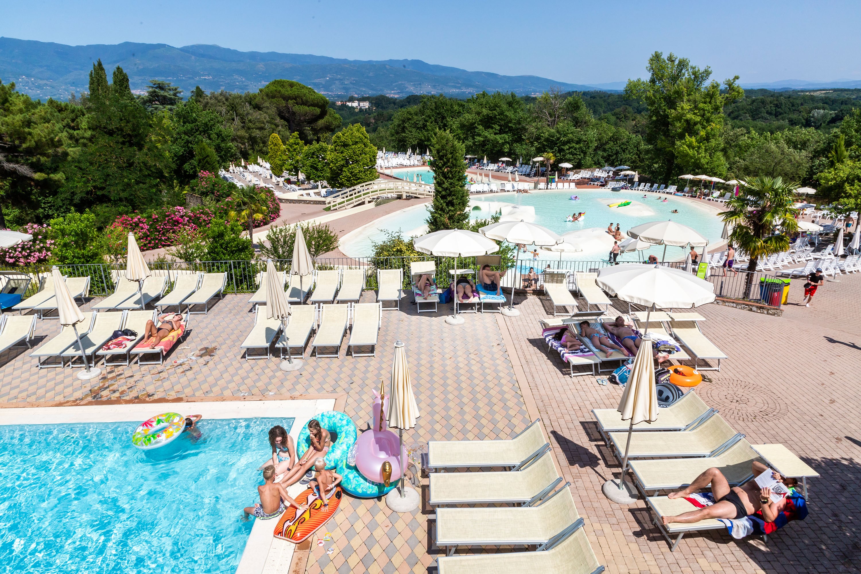 camping hu Norcenni Girasole Village