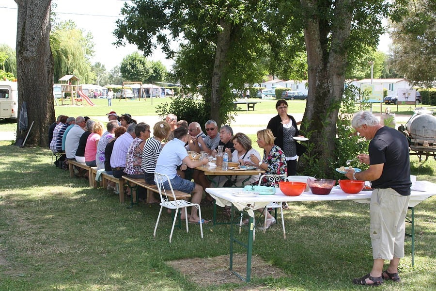 Camping Aux Rives du Soleil
