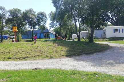 Camping Les Pieds Dans L'Eau