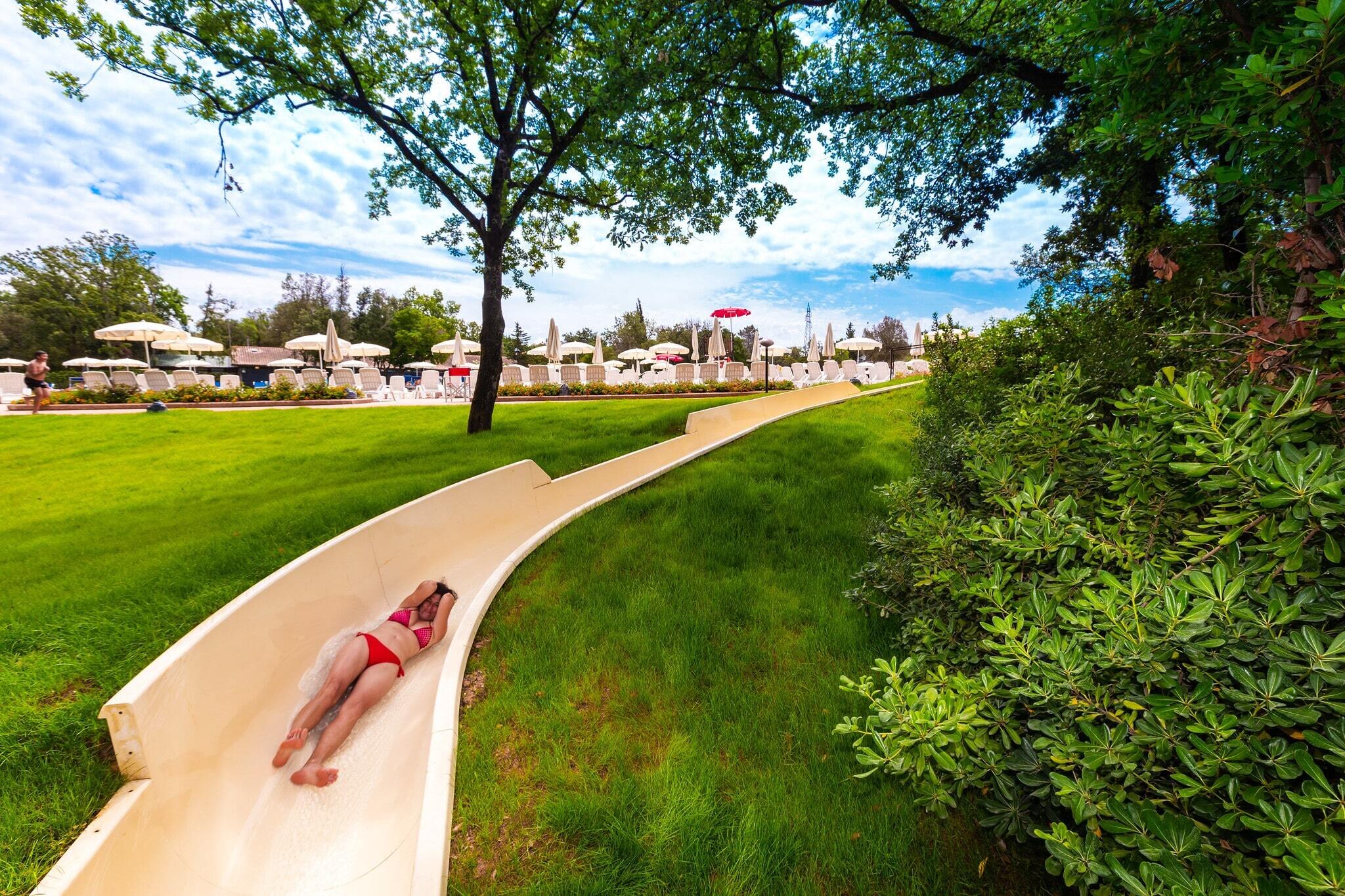 hu Montescudaio Village