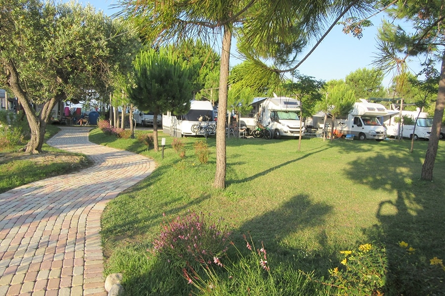 Pineto Beach Village & Camping