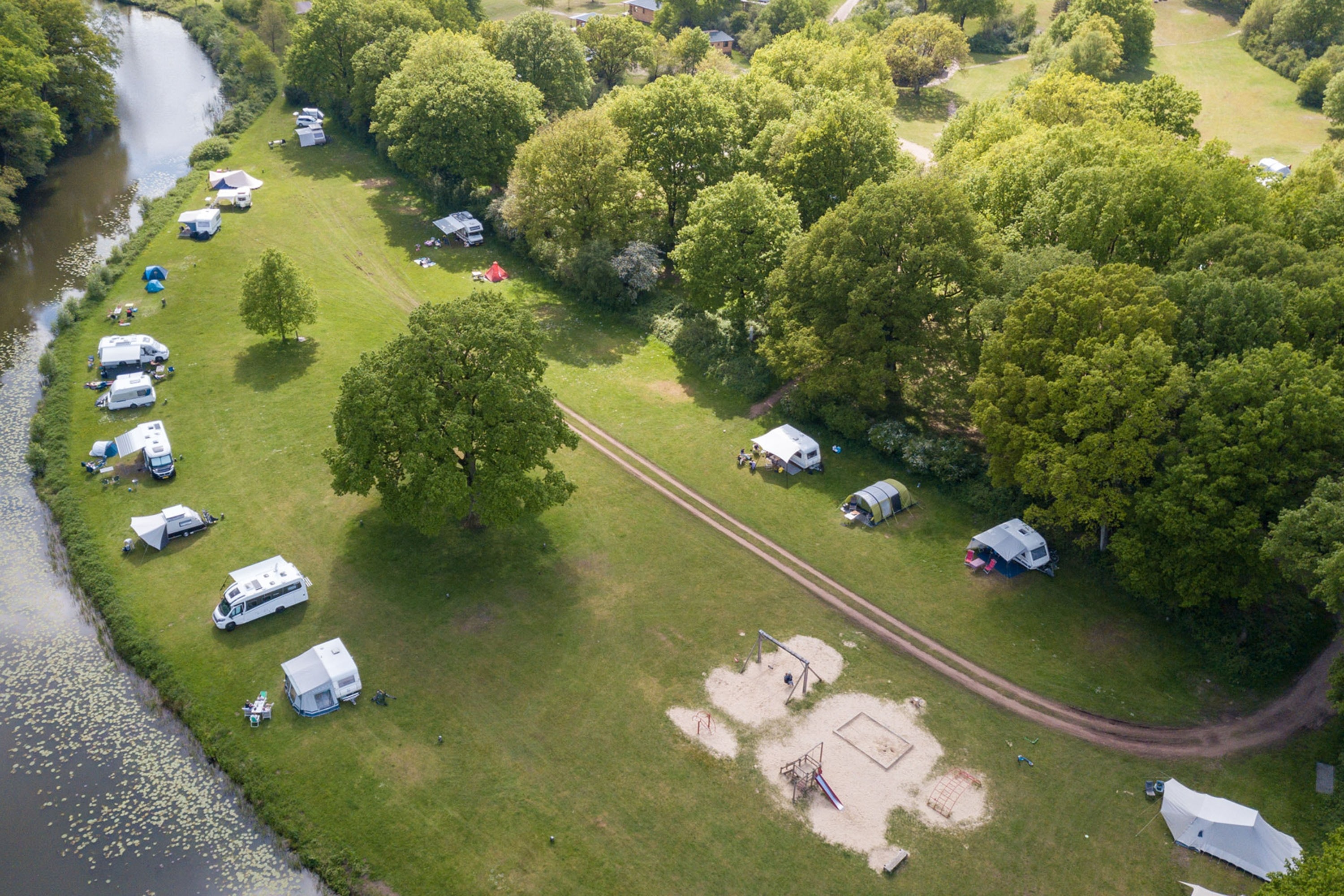 Camping Huttopia De Roos