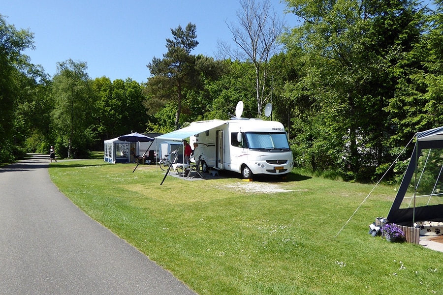 Camping De Bronzen Emmer