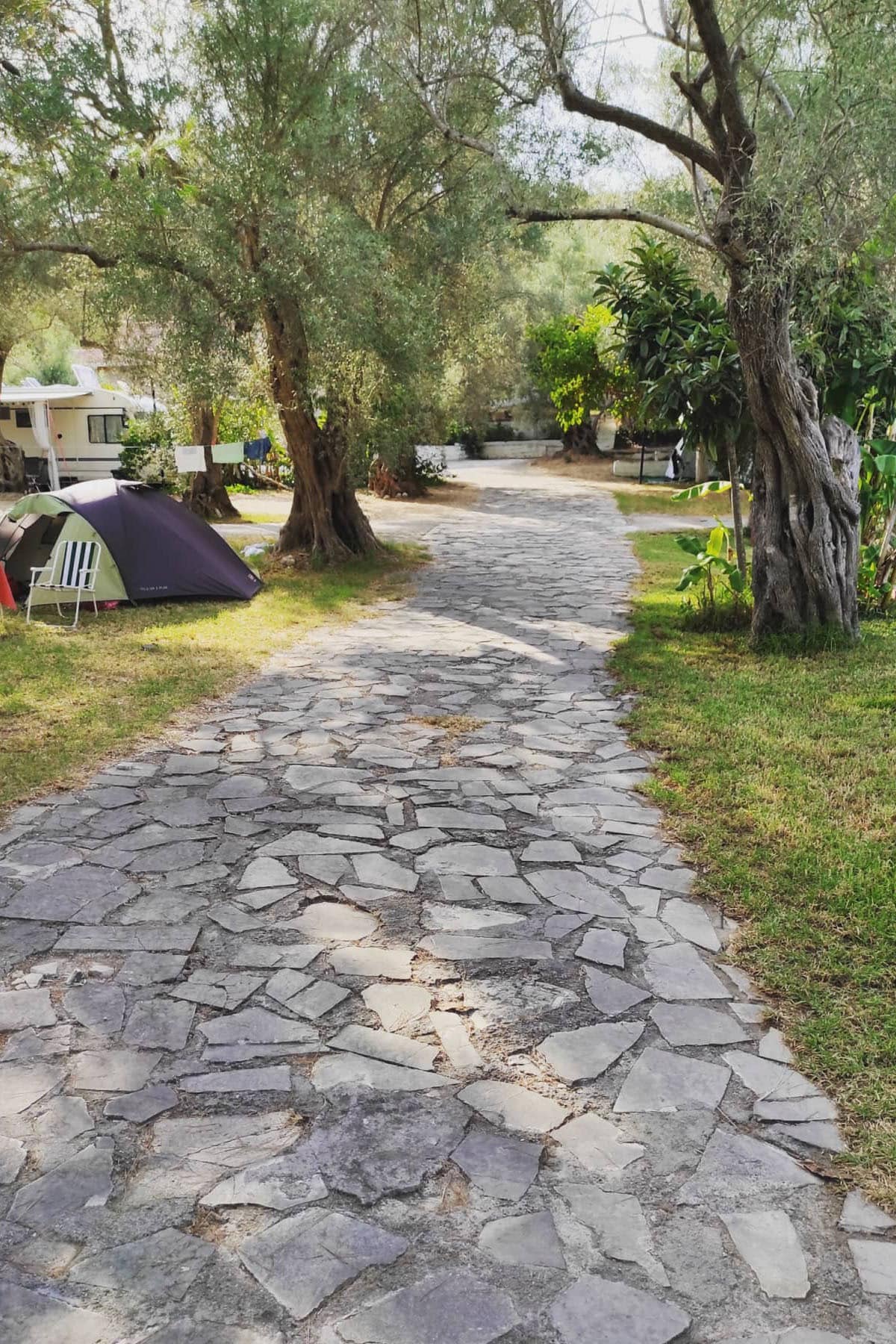 Kariotes Camping & Rooms