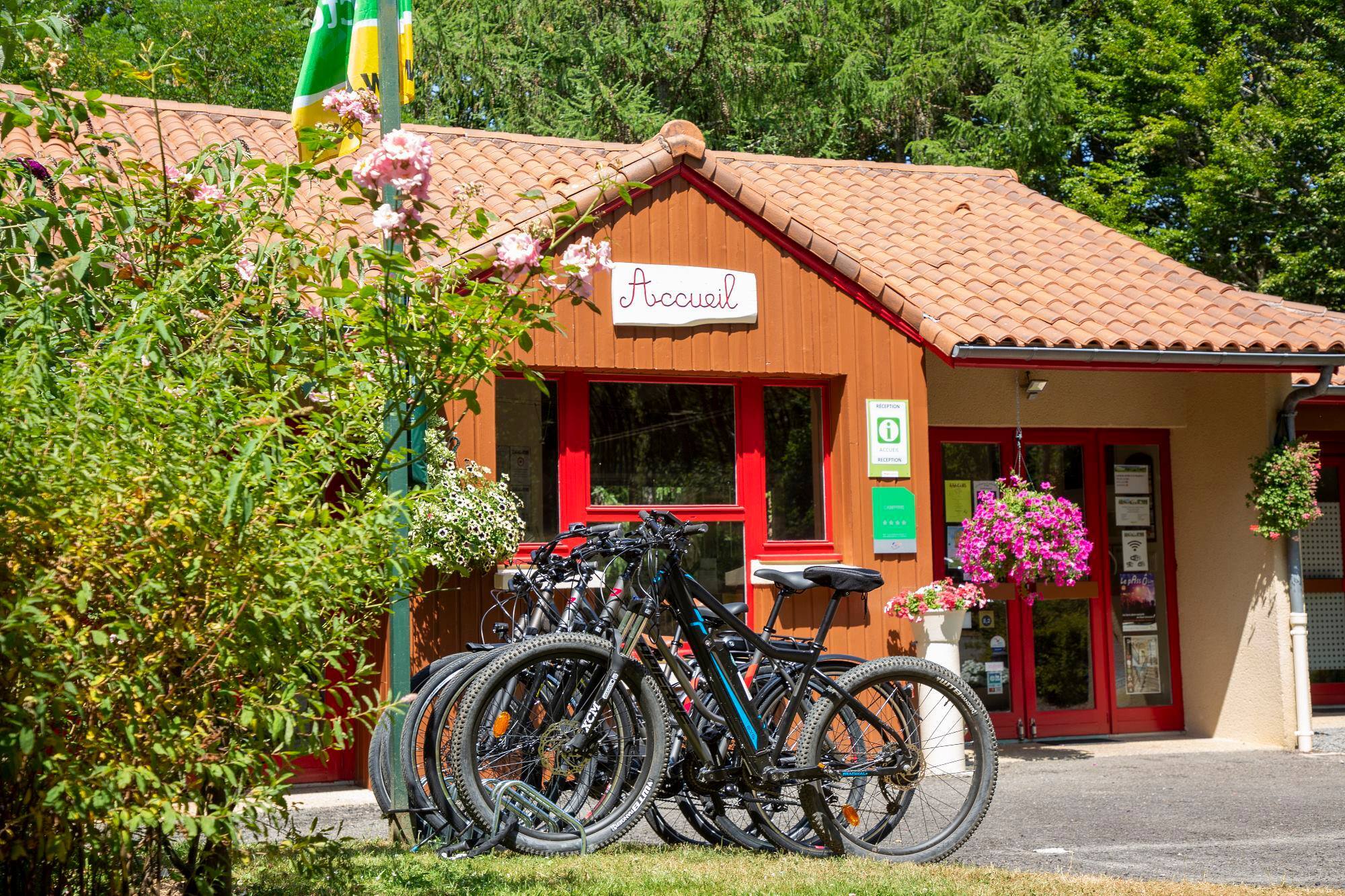 Camping du Lac de St-Pardoux