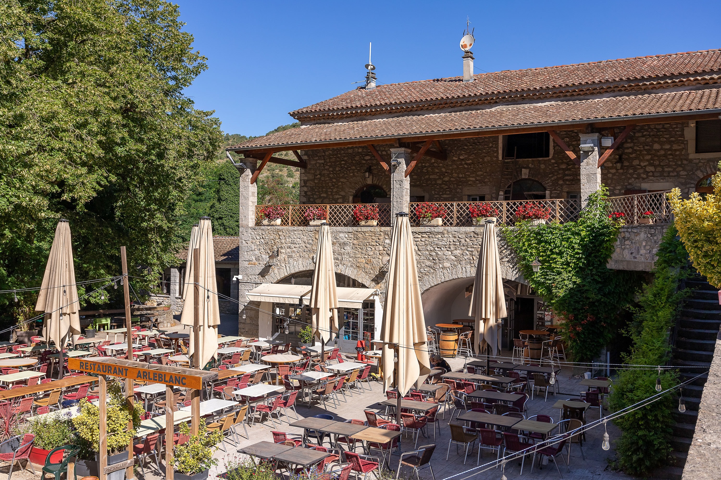 Domaine Arleblanc Camping
