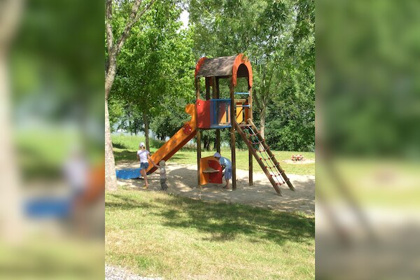 Flower Camping Le Lac du Causse