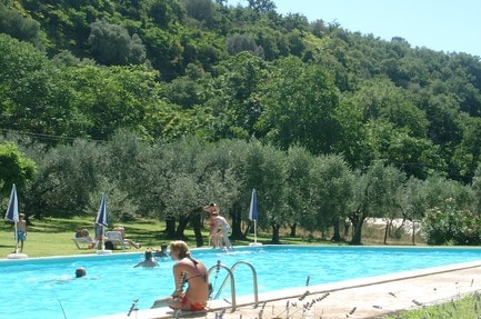 BLU Camping Holiday Garden