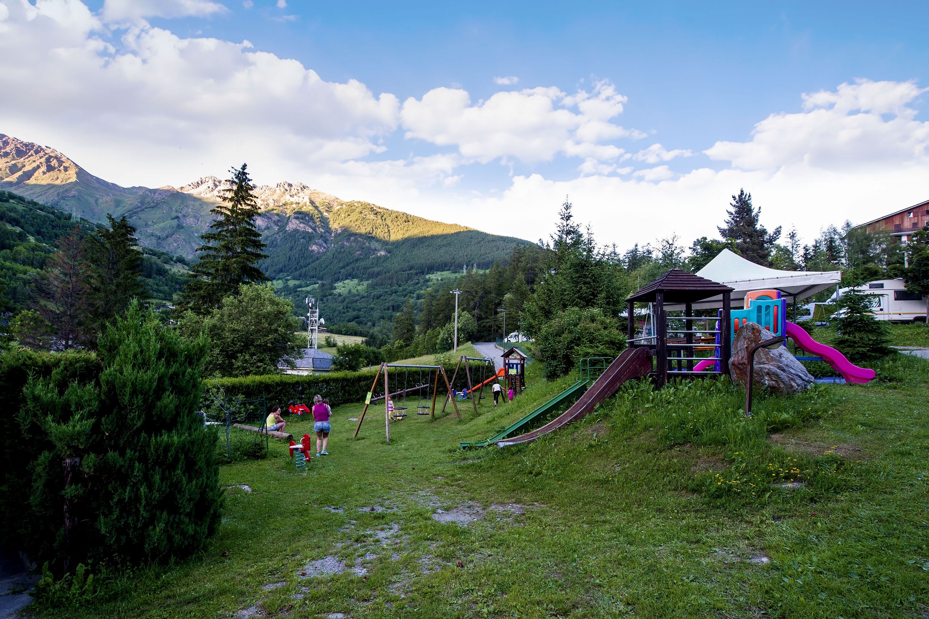 Camping Tunnel International