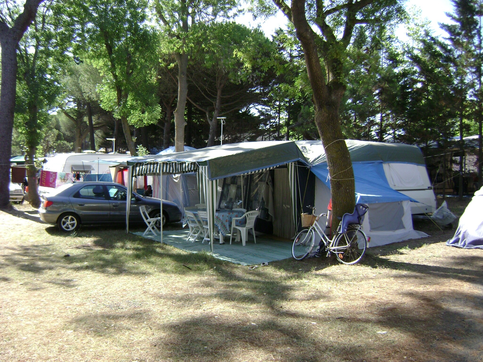 Camping La Tamarissière