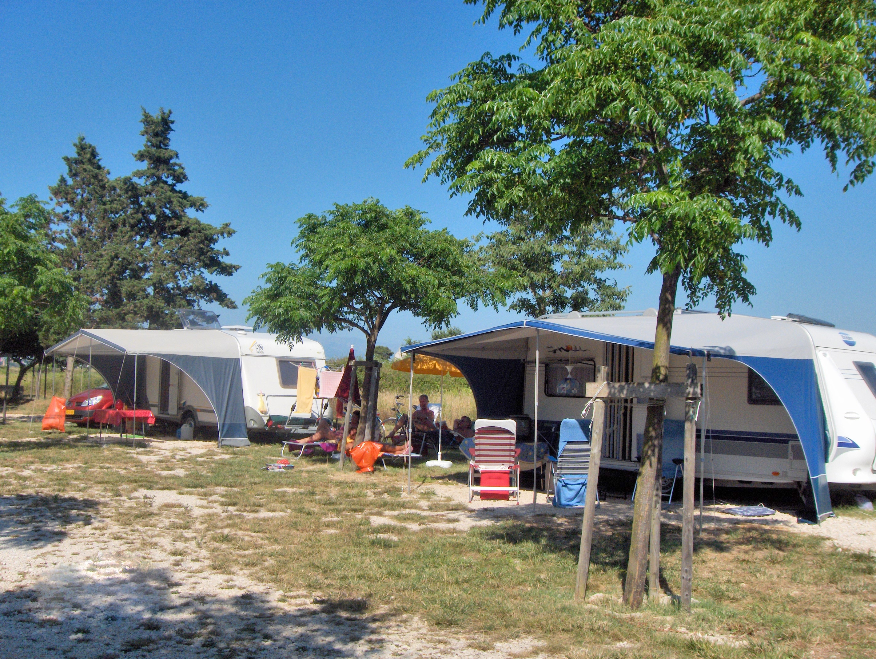 Autocamp Peros
