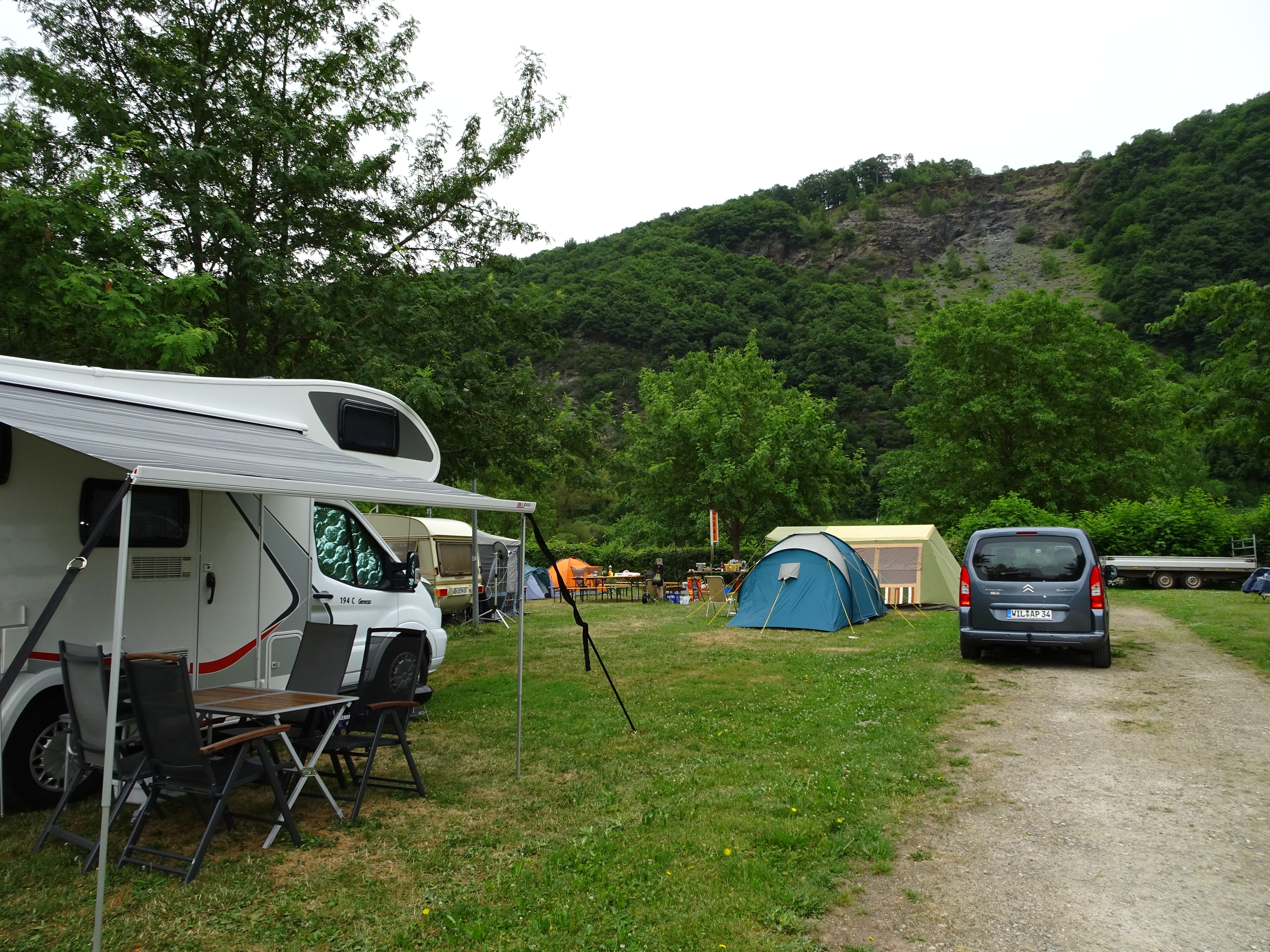Paradies-Camp