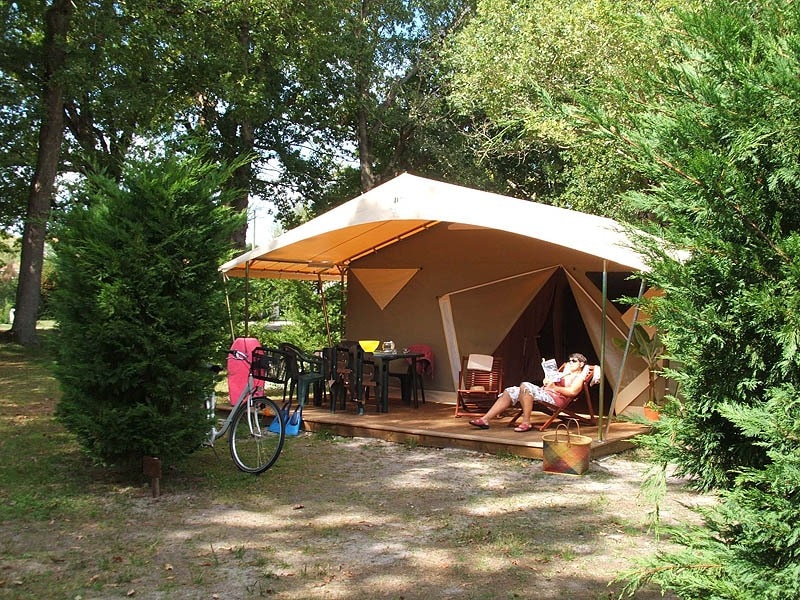 Camping Ushuaïa Villages La Chesnays