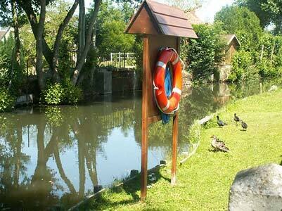 Camping Les Berges de l'Iton