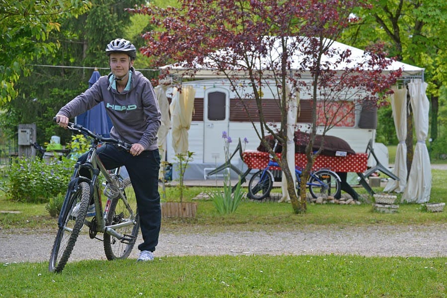 Camping Les Plages de l'Ain