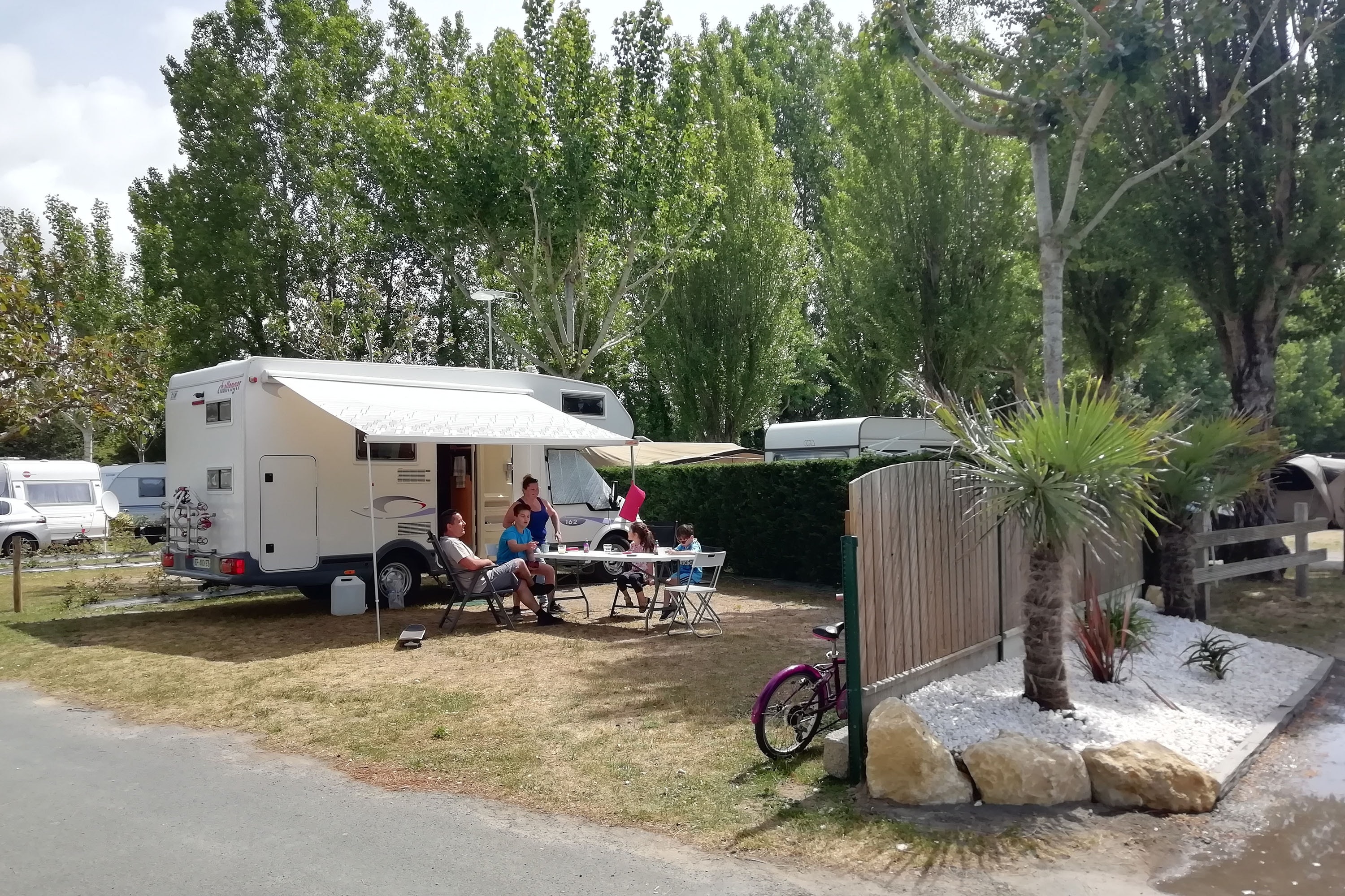 Camping Domaine des Salins