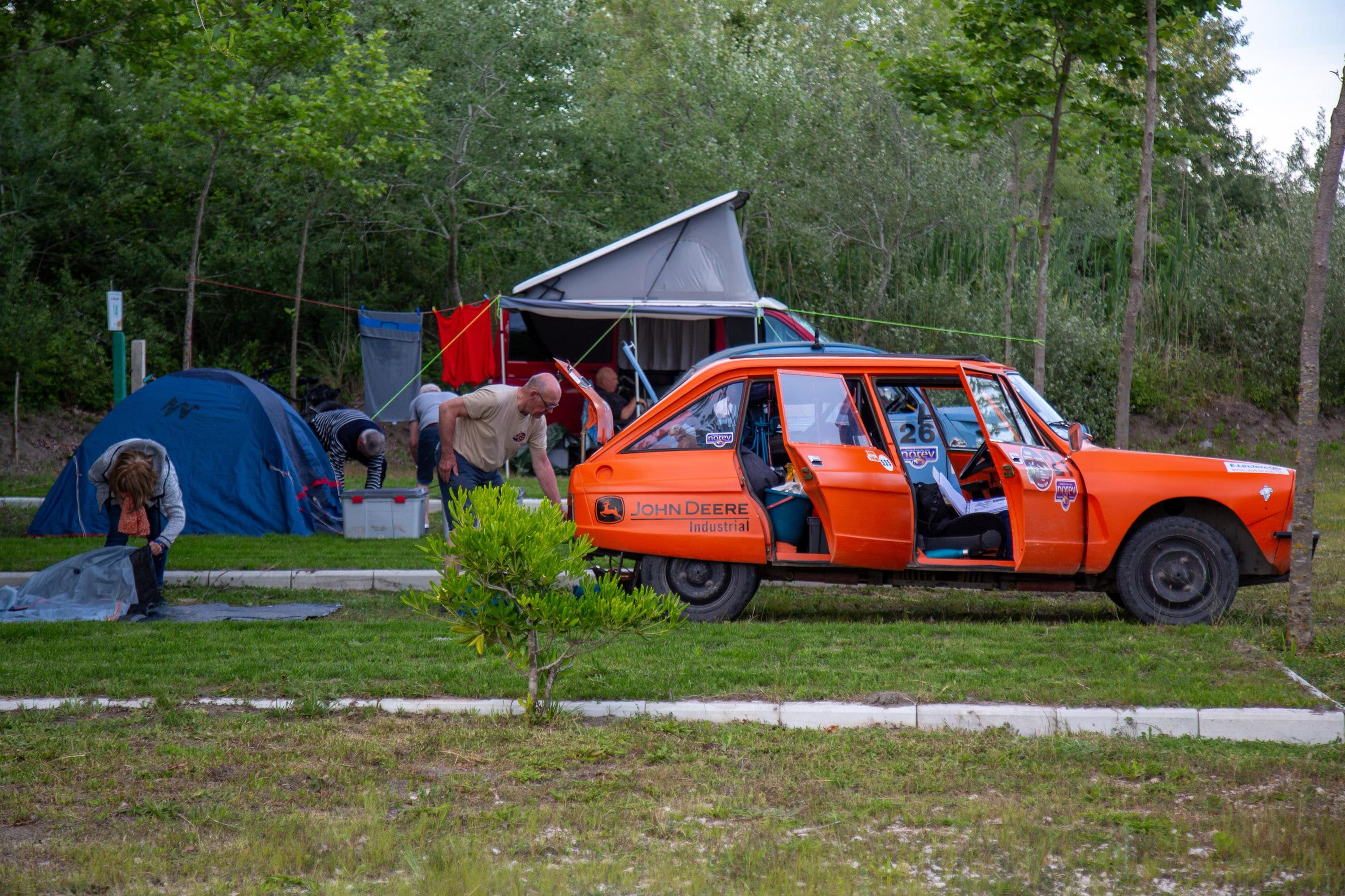 MCM camping