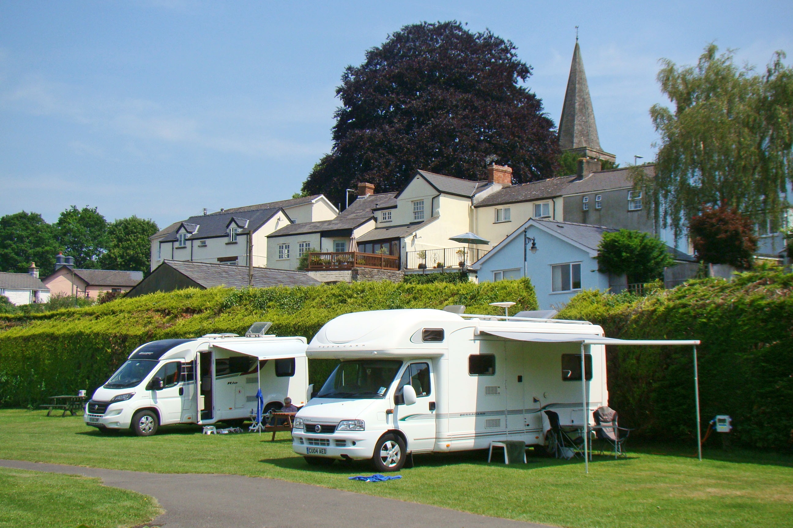 Camping Riverside Caravan Park