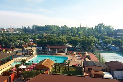 Happy Camping Village