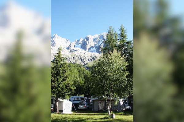 Camping Grandes Jorasses