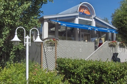 Strandis Smokehouse Village Camping & Resort