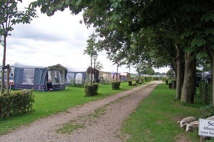 Camping De Rooëjbes