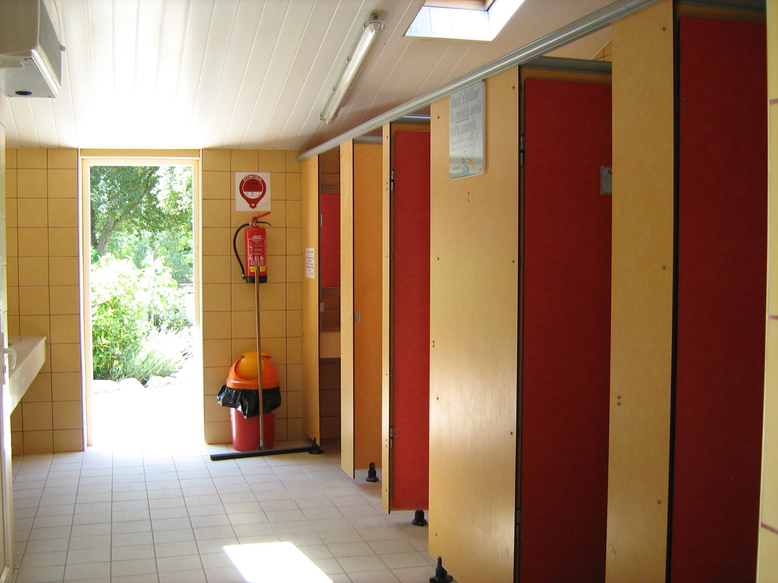 Flower Camping La Rivière