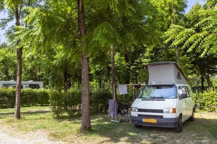 hu Venezia Camping in Town