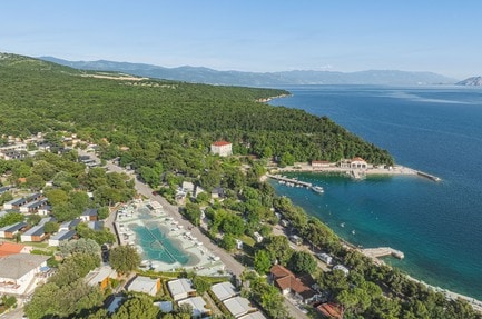 Elements Camping Selce