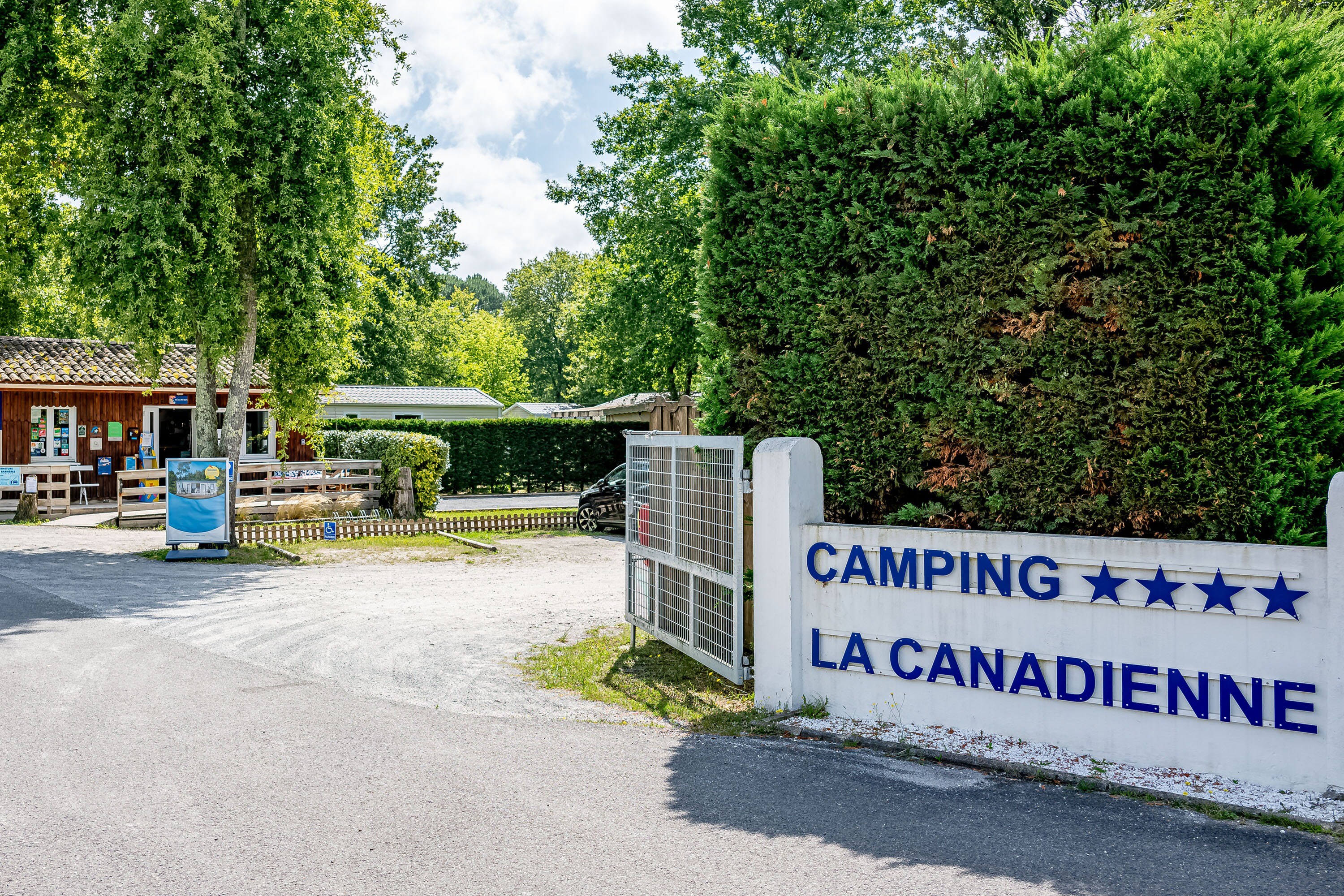 Flower Camping La Canadienne