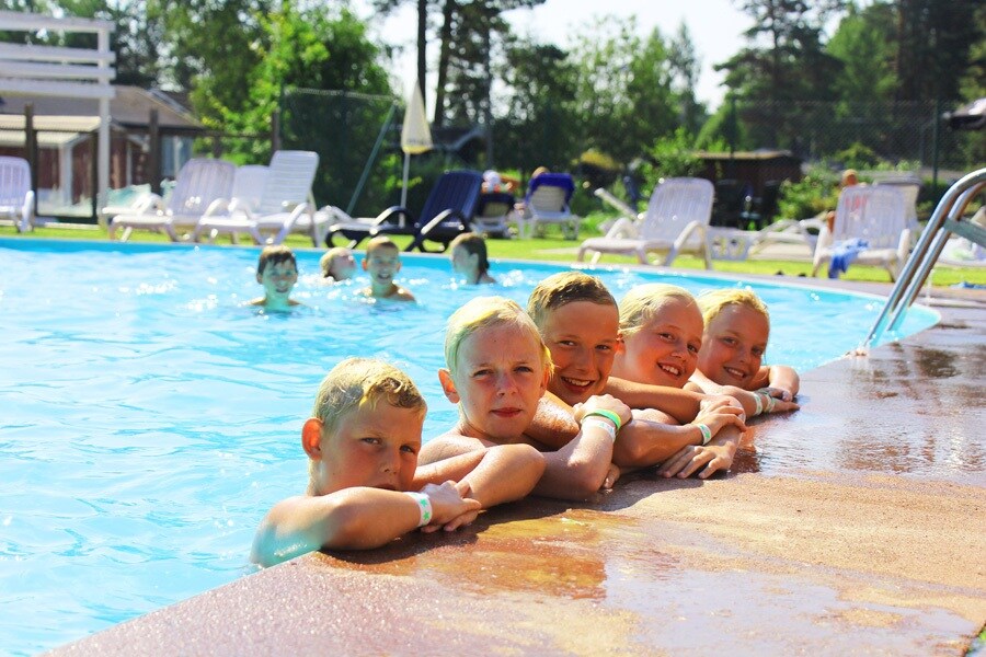 Mellerud Swe-Camp Vita Sandar