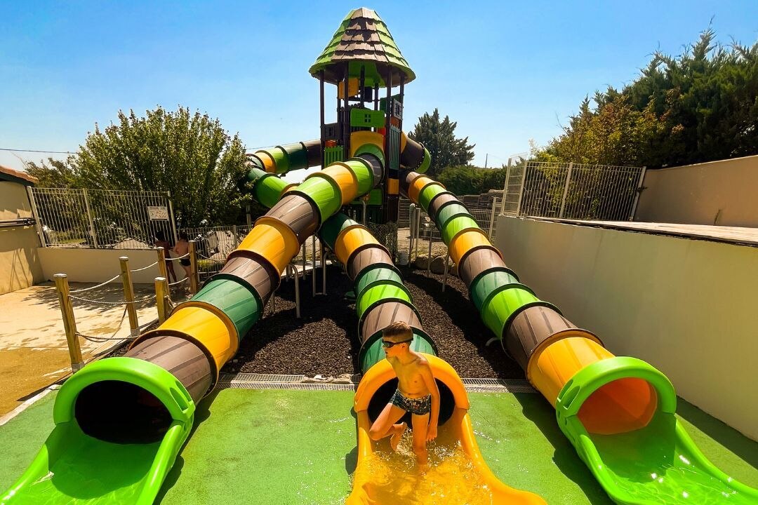 Pausado Ludo Camping