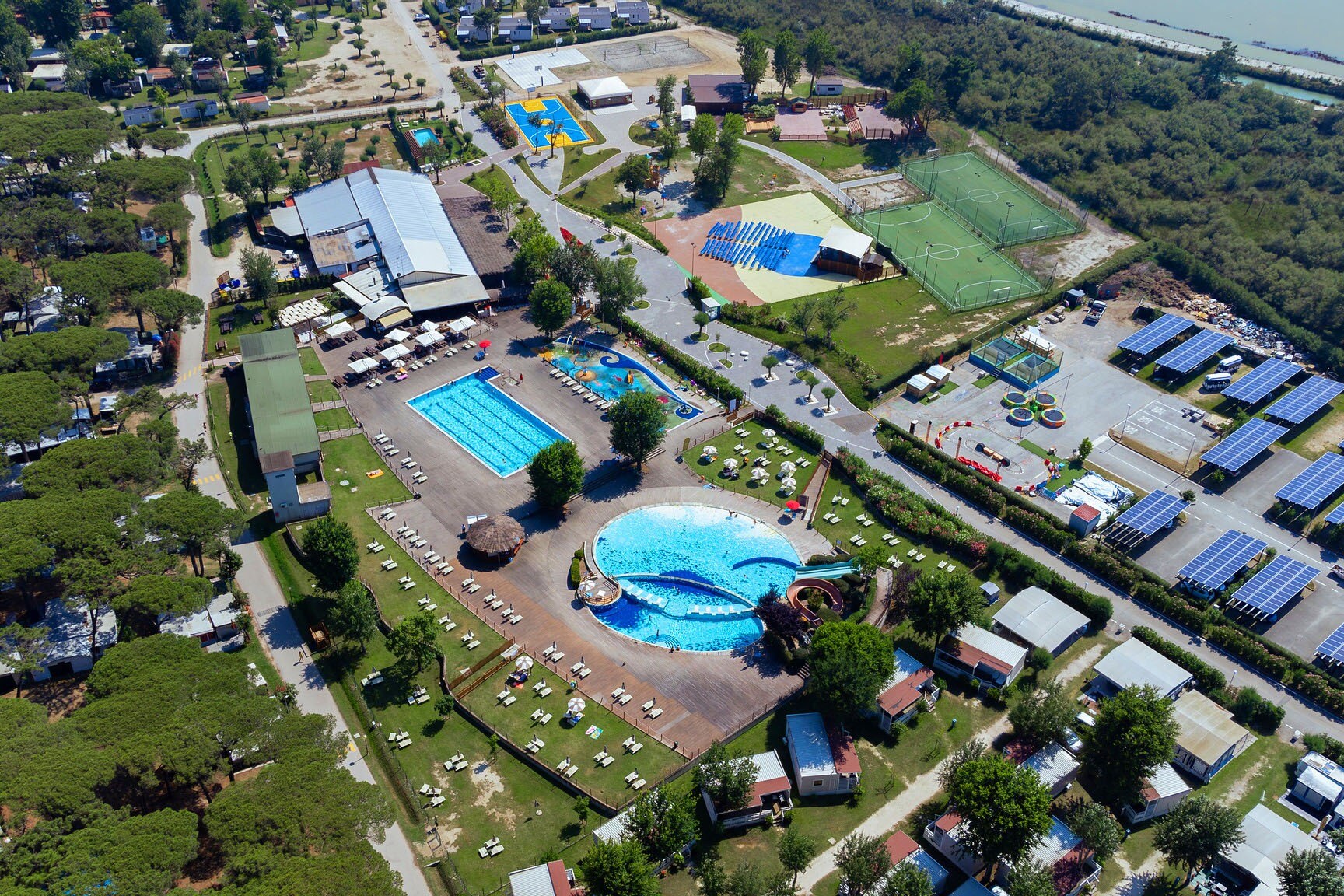 Club del Sole Spina Family Collection