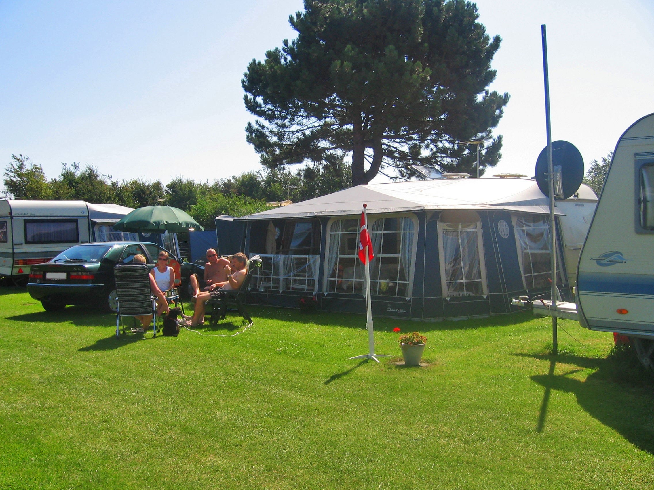 Hygge Strand Camping