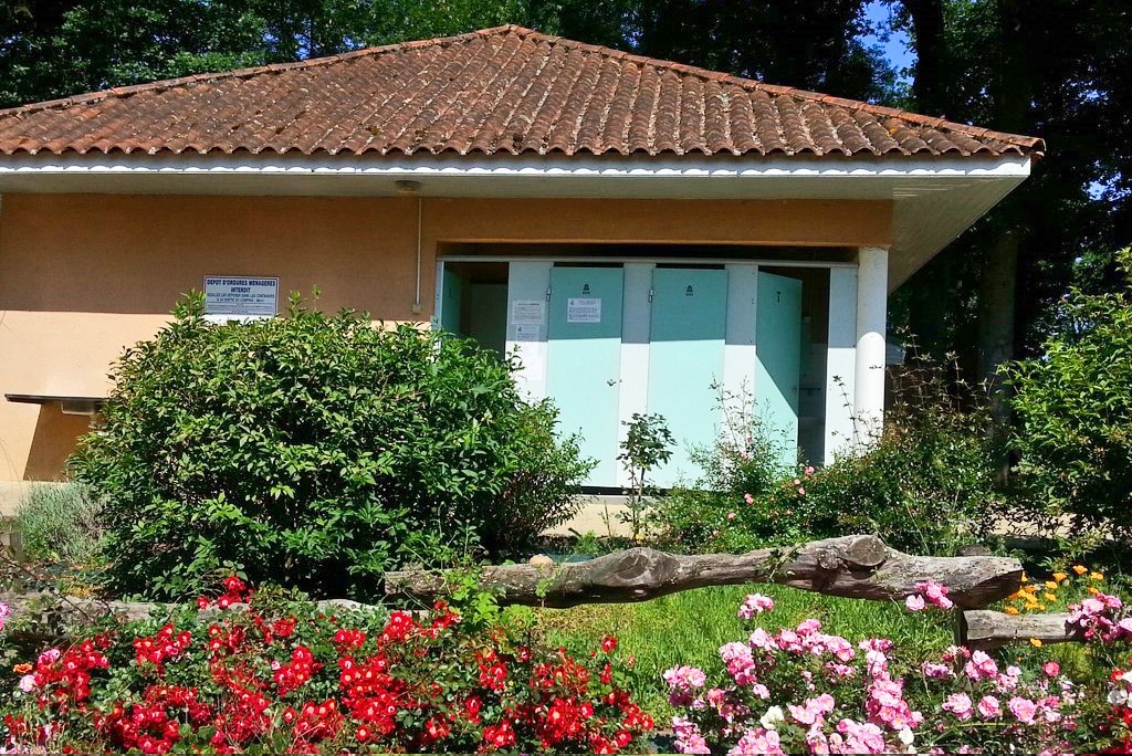 Camping Les Chalets sur la Dordogne