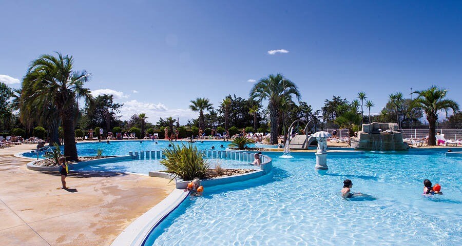 Camping Les Champs Blancs