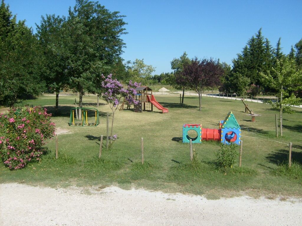 Camping Les Micocouliers