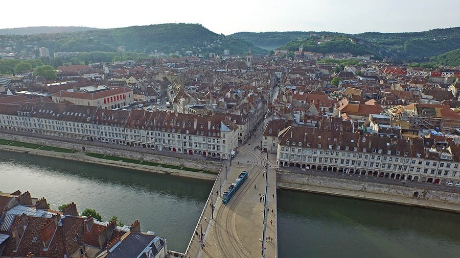 Camping de Besançon Onlycamp