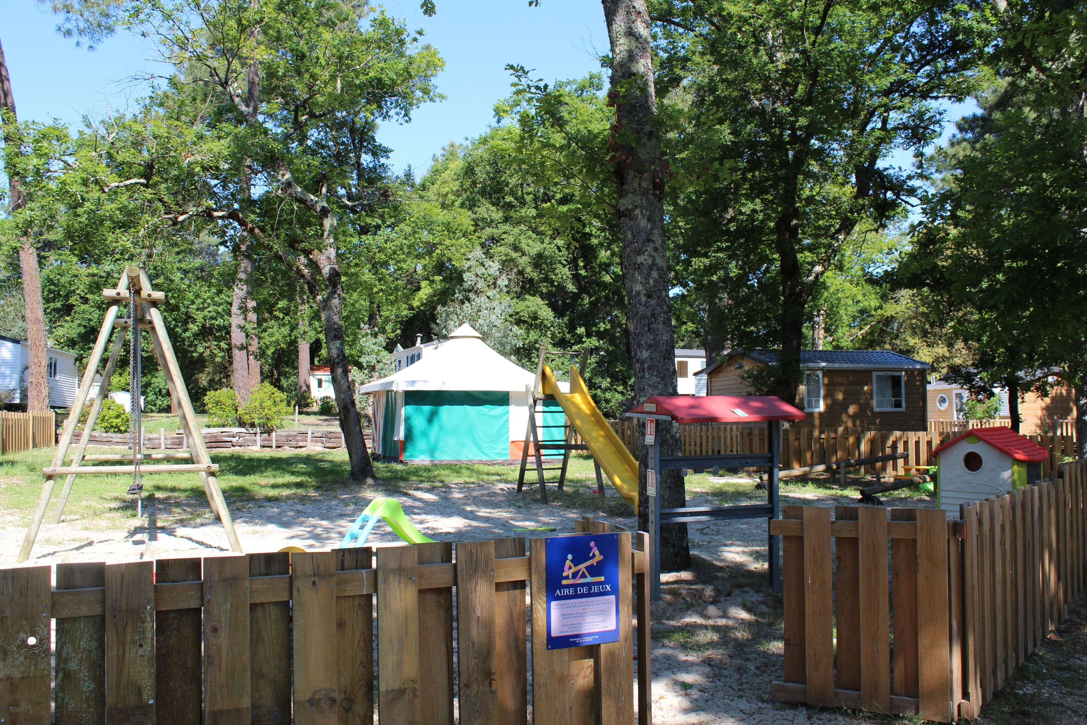 Camping Paradis des Pins-Soulac