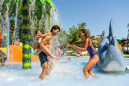 Devesa Gardens by Samay