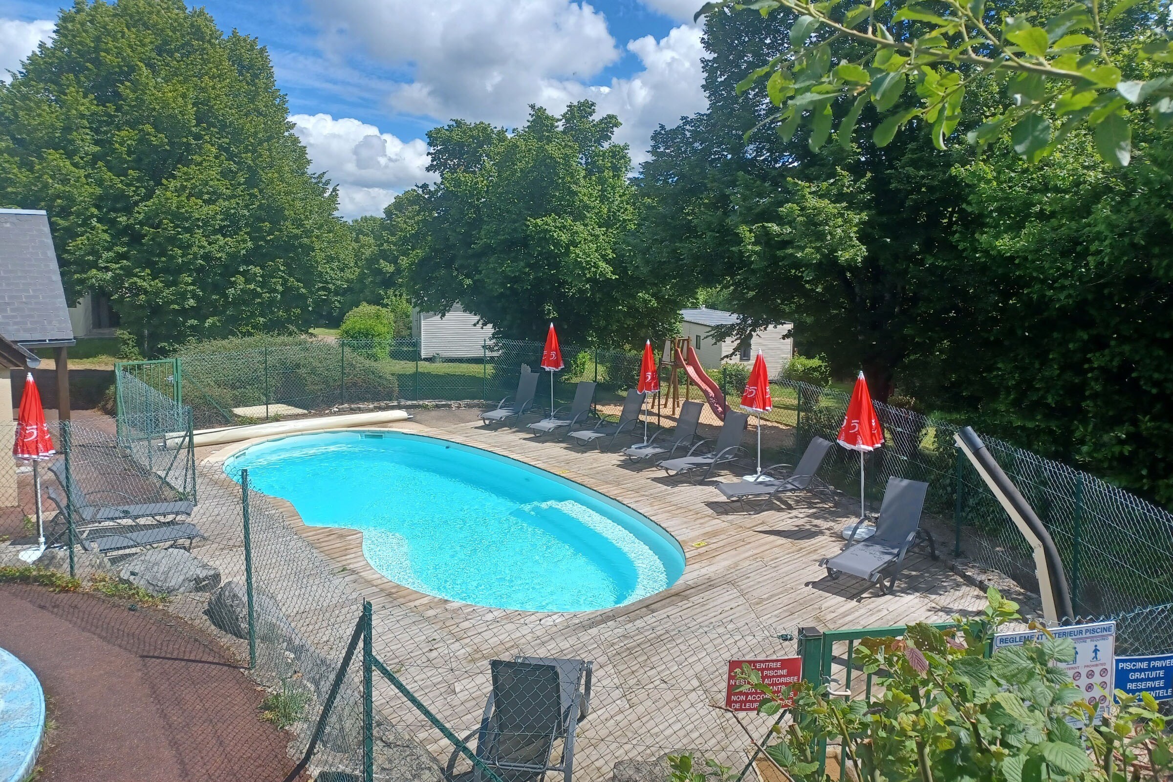 Les Genêts du Morvan