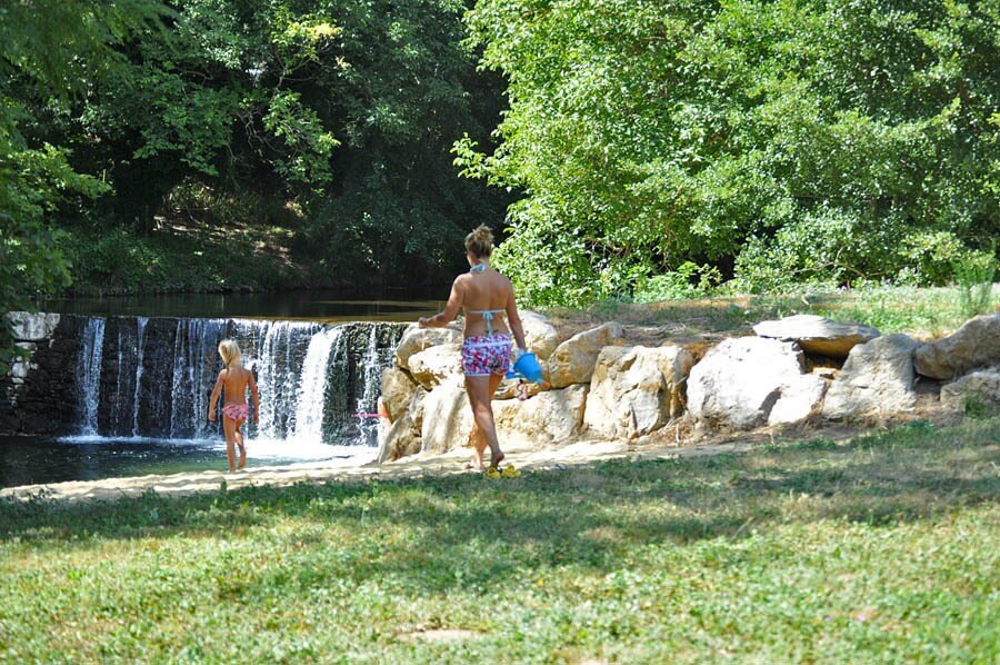 Camping Les Cerisiers du Jaur