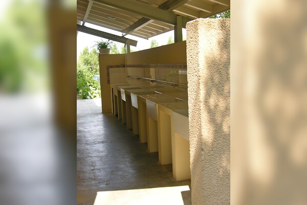 Flower Camping St. Martin