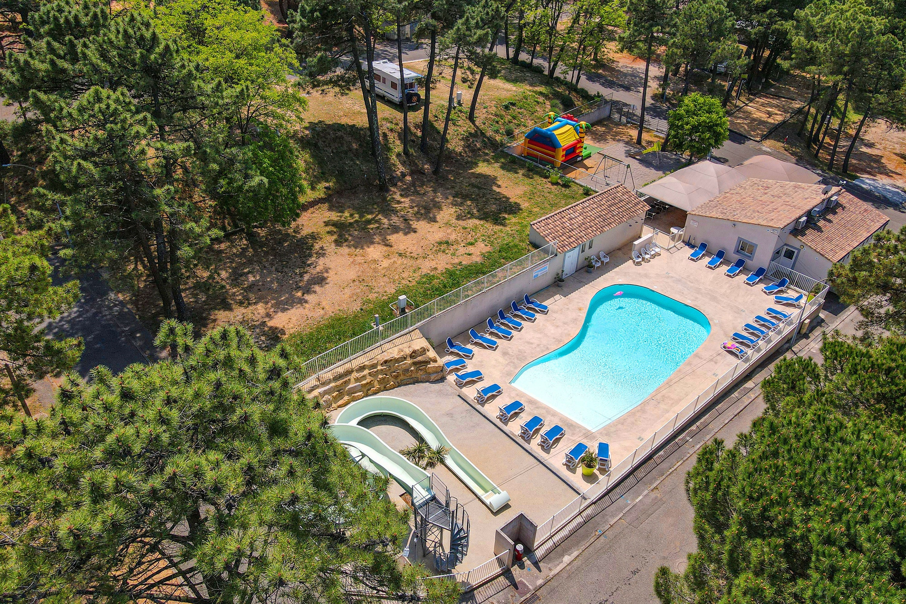 Camping Pinède en Provence